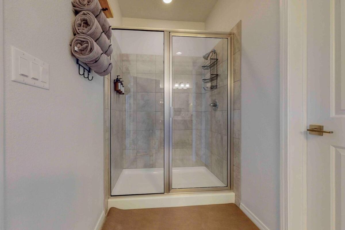 Modern Home 3Br Next To Airport, Netflix, Casino Albuquerque Exterior foto